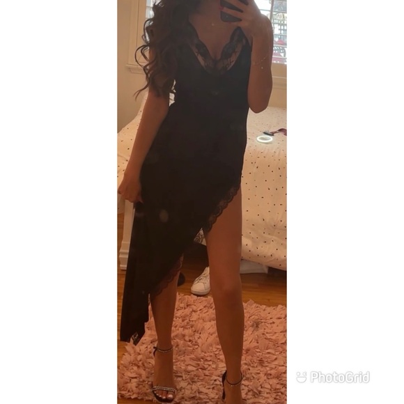 Maxi black dress with open side leg - Picture 6 of 7